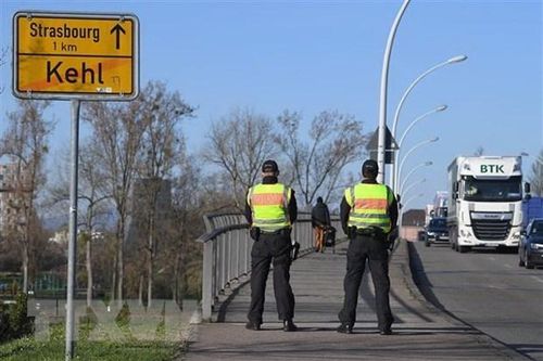Đức tăng số trạm kiểm soát dọc biên giới phía Đông và phía Nam