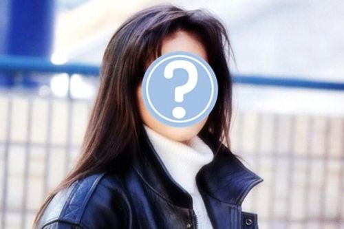 Nhan sắc ngày trẻ của tình đầu quốc dân xứ Hàn bất ngờ hot trở lại, nụ cười tỏa nắng khiến netizen 'gục ngã'