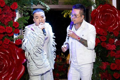 Cao Thái Sơn song ca cùng Tuấn Hưng thu hút hàng ngàn khán giả