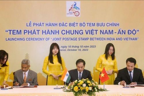 Việt Nam - Ấn Độ phát hành bộ tem chung hướng đến 50 năm thiết lập quan hệ ngoại giao