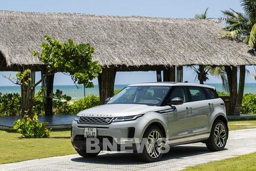 Land Rover Việt Nam hợp tác với Vietcombank hỗ trợ khách hàng mua xe