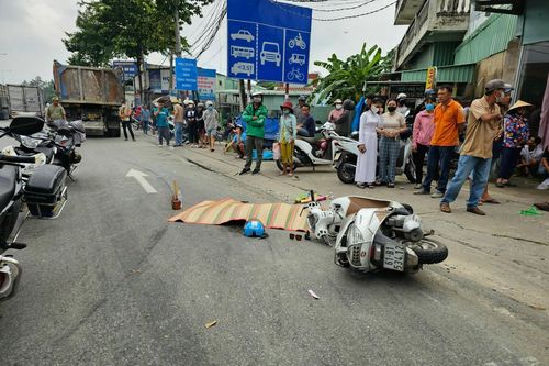 Xe ben lấn làn cán tử vong người phụ nữ đi xe máy