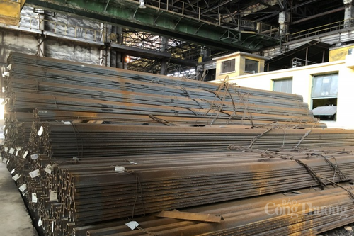 Điểm tin kinh tế - thị trường ngày 16/10/2023: Sản xuất thép trong nước giảm 21,6%; giá vàng ổn định