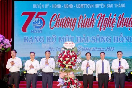 Huyện Bảo Thắng: Chương trình nghệ thuật chào mừng 75 năm thành lập đảng bộ huyện