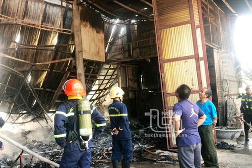 Cháy nhà xưởng sản xuất đồ nhựa, thiệt hại trên 1 tỷ đồng