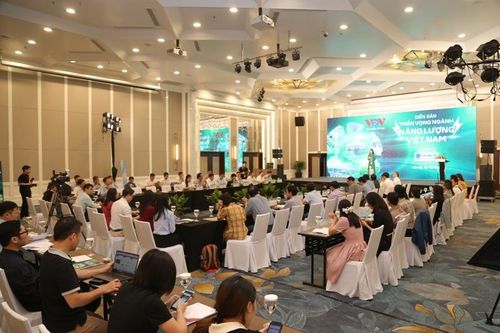 Chuyển đổi năng lượng bền vững, xanh và sạch cùng Diễn đàn 'Triển vọng ngành năng lượng Việt Nam'