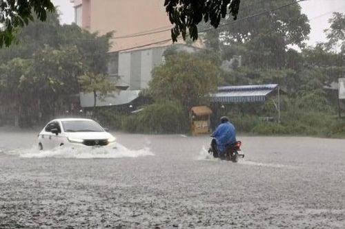 Quảng Nam: Chủ động sơ tán dân ở vùng có nguy cơ lũ quét, sạt lở đất