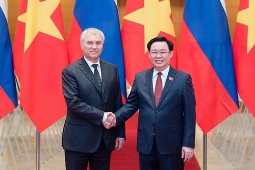Chủ tịch Quốc hội Vương Đình Huệ đón, hội đàm với Chủ tịch Duma Quốc gia Quốc hội Liên bang Nga Vyacheslav Victorovich Volodin