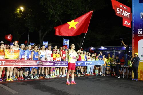 Hơn 12.000 vận động viên dự giải chạy Hanoi Marathon 2023