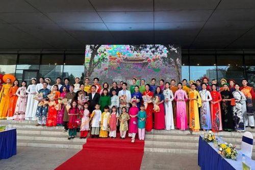 Hoa hậu Ngọc Hân và nhiều nhà thiết kế nổi tiếng tham gia lễ hội áo dài du lịch Hà Nội 2023