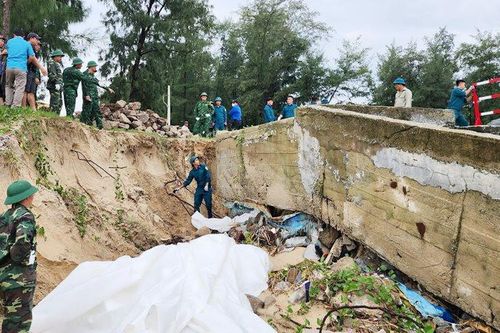 Tập trung khắc phục hậu quả mưa lũ ở miền Trung