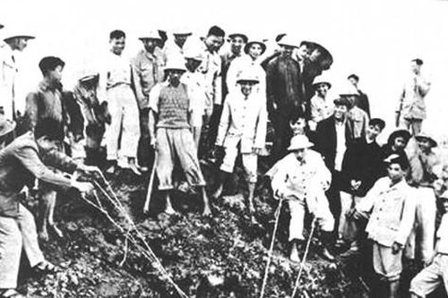 Kỷ niệm 69 năm Ngày giải phóng Thủ đô (10/10/1954 - 10/10/2023): Bác Hồ với Thủ đô Hà Nội