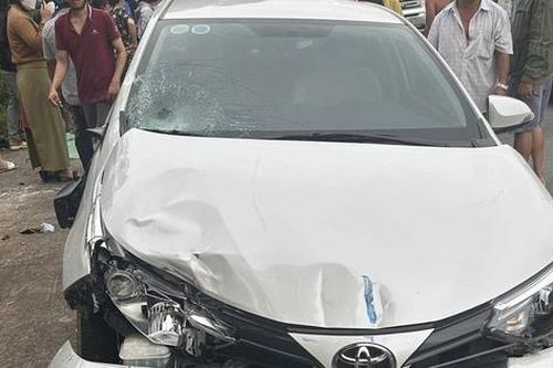 Tạm giữ tài xế ô tô đâm nhiều xe máy khiến 5 người thương vong ở Bình Dương