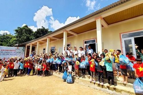 Mô hình trường tiểu học bán trú ở Nghệ An: Vừa làm vừa chờ cơ chế