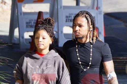 'Nàng tiên cá' Halle Bailey lộ diện mạo khác lạ, nghi vấn sắp làm mẹ ở tuổi 23
