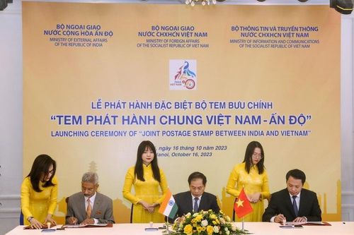Phát hành đặc biệt bộ tem bưu chính 'Tem phát hành chung Việt Nam - Ấn Độ'