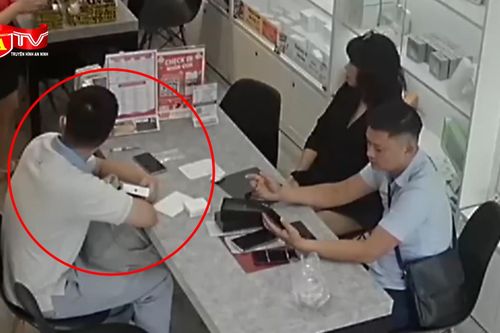 Cảnh giác thủ đoạn đánh tráo điện thoại mô hình lấy điện thoại Iphone xịn