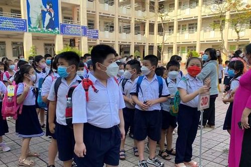 Giải bài toán thiếu trường lớp tại TP HCM