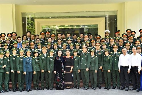 Gặp mặt Đoàn đại biểu dự Đại hội đại biểu Công đoàn Quân đội lần thứ 10