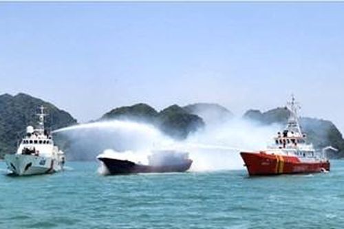 Giúp tàu cá phòng, chống cháy, nổ