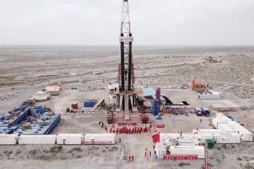 PetroChina bắt đầu khai thác mỏ condensate lớn nhất Trung Quốc
