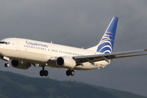 Máy bay Boeing 737 hạ cánh khẩn cấp vì nhầm tã lót trong toilet là bom