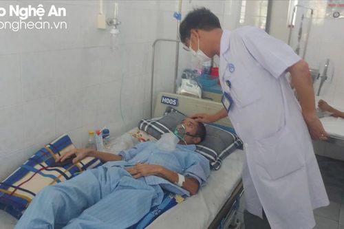 Công nhân mắc bụi phổi mòn mỏi chờ xác định bệnh nghề nghiệp