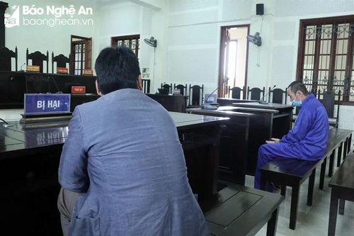 Tình người phía sau bản án