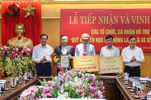 Hà Tĩnh tiếp nhận, vinh danh các tổ chức, cá nhân hỗ trợ 'Quỹ Khuyến học đất Hồng Lam'