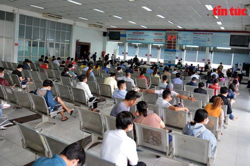 1.200 vé tàu Tết tập thể Giáp Thìn 2024 đã được thanh toán sau 1 ngày mở bán
