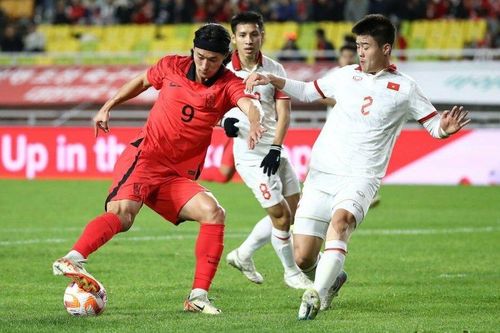 ĐT Việt Nam thua trận thứ 3 liên tiếp