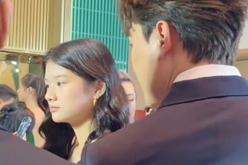 Tình trẻ Trương Ngọc Ánh thân thiết con riêng bạn gái, tiết lộ qua hệ hiện tại