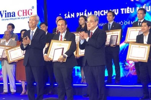 Vina CHG được vinh danh 'Sản phẩm, dịch vụ tiêu biểu TP. Hồ Chí Minh' năm 2023