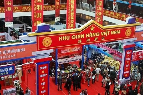 Hội chợ Thương mại quốc tế Việt - Trung Lào Cai 2023 hấp dẫn các doanh nghiệp và địa phương