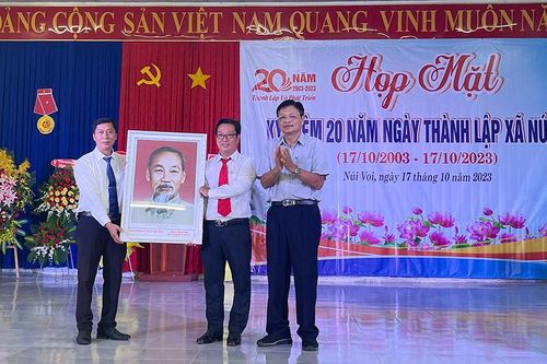 Kỷ niệm 20 năm thành lập phường Núi Voi