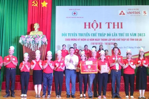 Mang Yang giành giải nhất toàn đoàn Hội thi Đội tuyên truyền chữ thập đỏ