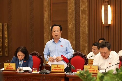 Hà Nội: Nỗ lực nâng số trường đạt chuẩn quốc gia và công nhận lại trường đã đạt chuẩn