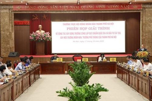 Hà Nội thiếu 49 trường học, gây áp lực cho tuyển sinh các cấp