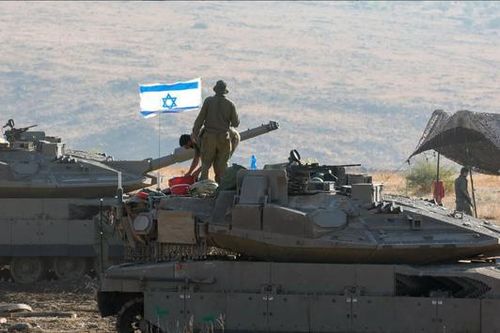 Xe tăng của Israel mặc 'áo giáp' chống UAV
