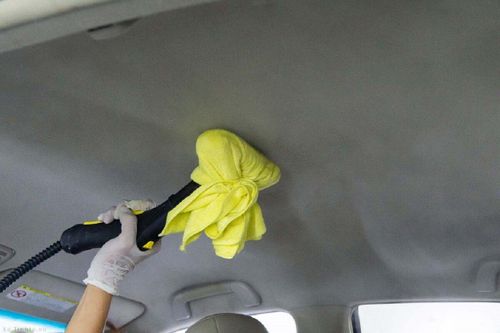 Những điều cần tránh khi vệ sinh trần xe