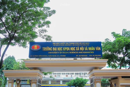 Trường Đại học phủ nhận 'ép' sinh viên xem 'Đất rừng phương Nam'