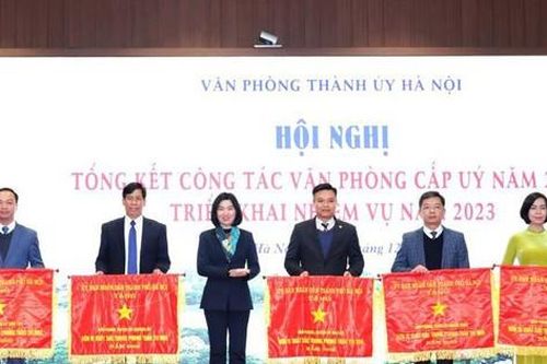 Kỷ niệm 93 năm Ngày truyền thống Văn phòng cấp ủy (18/10/1930 - 18/10/2023): Trung thành, tận tụy, hoàn thành tốt nhiệm vụ