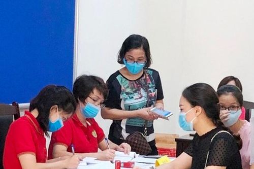Làm gì để chặn lạm thu trong trường học?