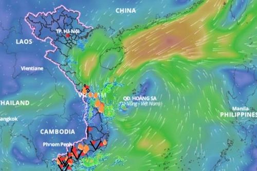 Bão số 5 giật cấp 11 chỉ còn cách đất liền gần 150km