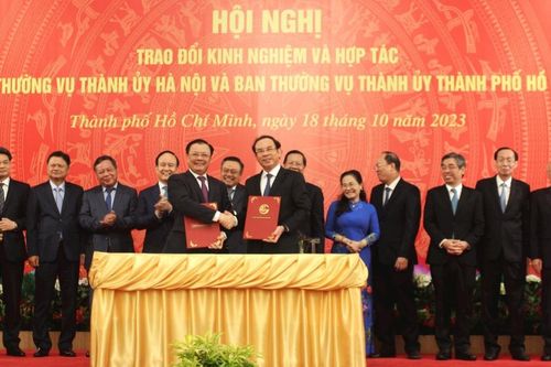 Hà Nội và TP Hồ Chí Minh ký biên bản ghi nhớ tăng cường hợp tác