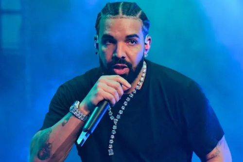 Drake lập kỷ lục trên bảng xếp hạng Billboard 200