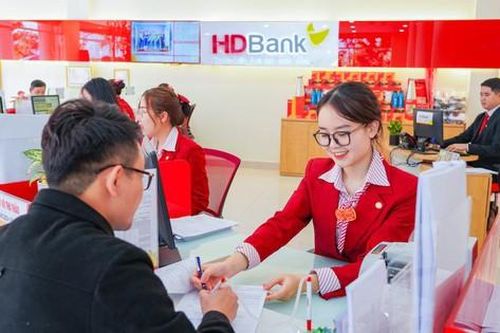 HDBank chi 800 tỷ đồng mua 30% cổ phần của một công ty chứng khoán