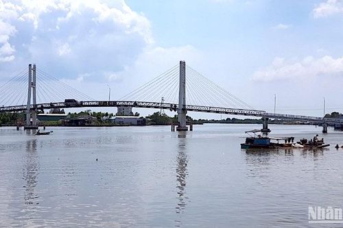 Diễn biến mới vụ xe quá tải làm hỏng cầu dân sinh ở Cà Mau