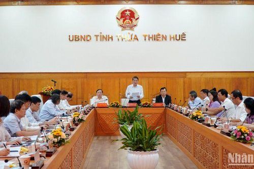 Phát triển văn hóa gắn với xây dựng con người Huế
