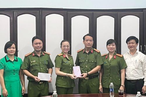 Đẩy mạnh công tác thu nhận định danh điện tử mức 2 trên địa bàn quận Hải Châu